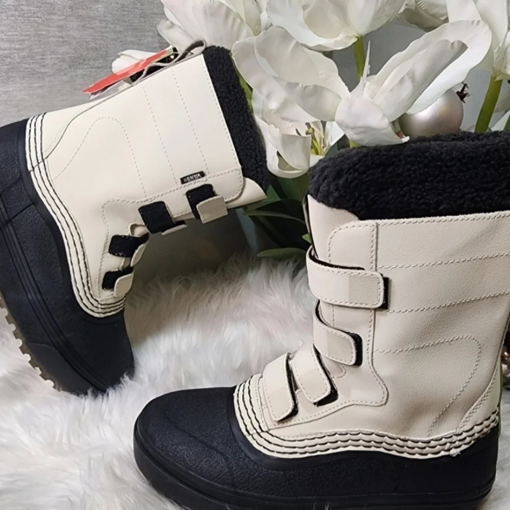 Vans STANDARD V SNOW MTE BOOTSize: Men9/Women10.5COLOR - BONE/BLACK New
